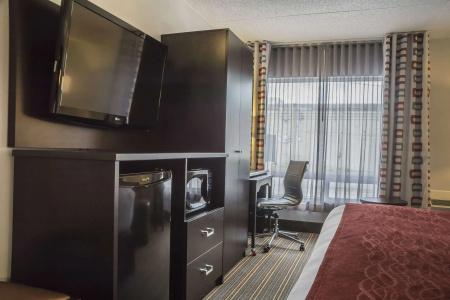 Quality Inn - 6