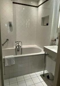Hôtel Saint Pierre - 61