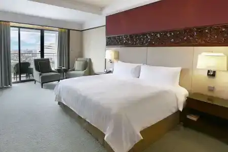 Shangri-La Bangkok - 34