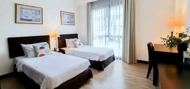 Diamond Westlake Suites - 39
