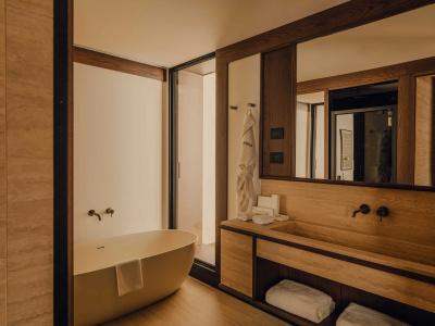 campZero Active Luxury Resort - 42