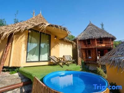 Paree Hut - 23