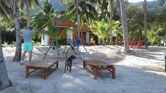Kiki Coconut Beach Resort - 19