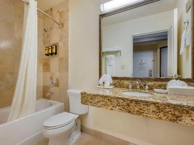 Best Western Plus Marina Shores - 57