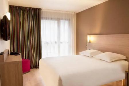 Kyriad Quimper Sud - 98