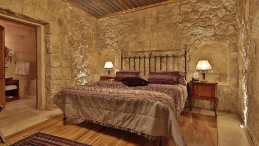 Golden Cave Suites - 19