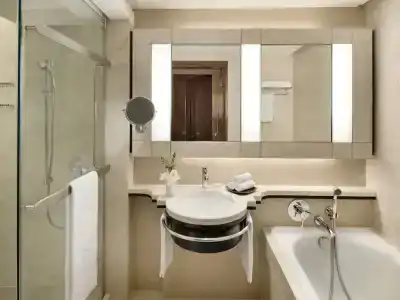 Shangri-La - 39