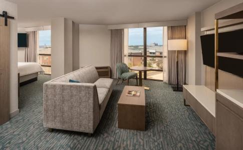 Sheraton Dallas by the Galleria - 4