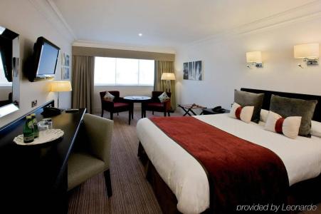 DoubleTree by Hilton Glasgow Central - 35