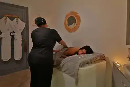 Riad Amya - 4