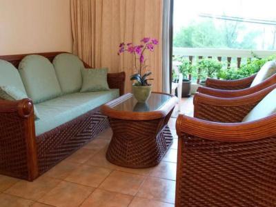 Surin Bay Inn - 16