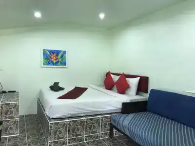 Vaccinated Staff -OYO 75304 Riverside Guesthouse - 4