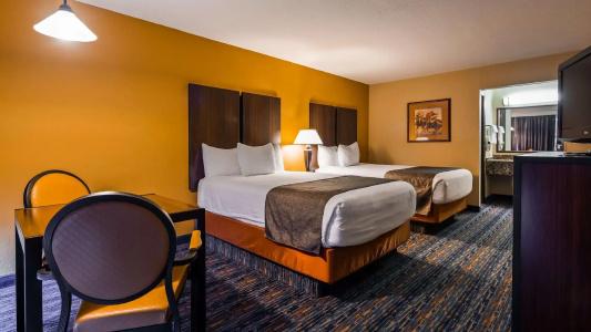 Best Western Winners Circle - 67