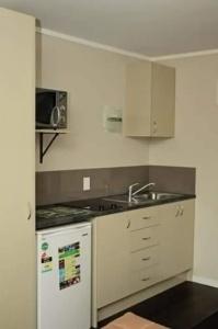 Aspree Motor Inn - 13