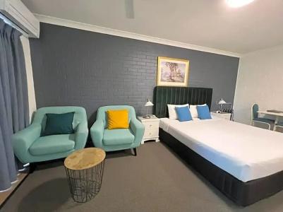 Benson Court - 86