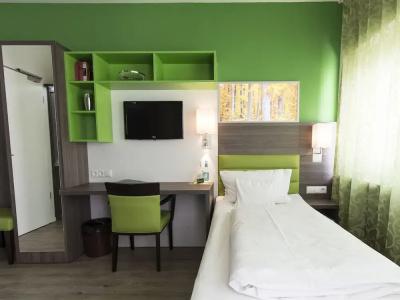 Bonnox Boardinghouse & - 29