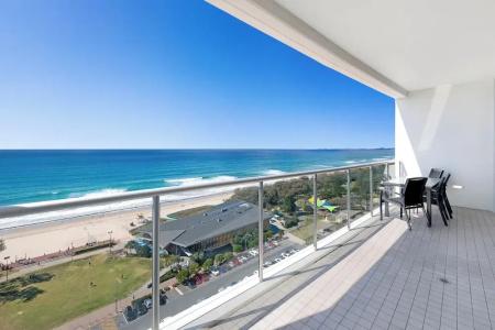 Ultiqa Air On Broadbeach - 247