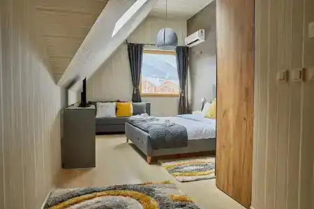 Boutique Entry e - 32