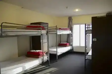 790 on George Backpackers - 40