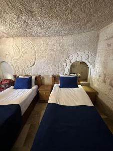 Elite Cave Suites - 64