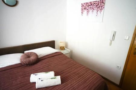 and Rooms Degra - 107