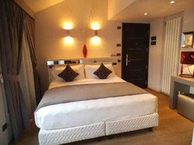 Ariston & Apartments - 61