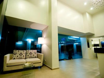 Pannapat Place - 2