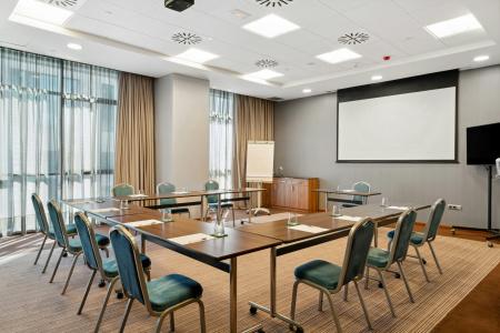 Hilton Garden Inn Sevilla - 39