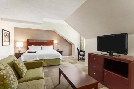 Hampton Inn - Colchester - 37