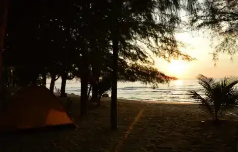 Sangjun On Beach - 5
