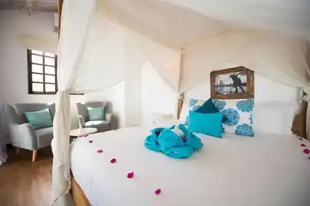 Seapoint Boutique - 116
