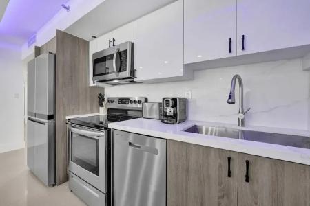 The Alexander All Suites - 227
