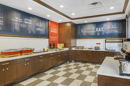 Hampton Inn & Suites - 34