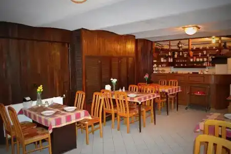 Palota - 18