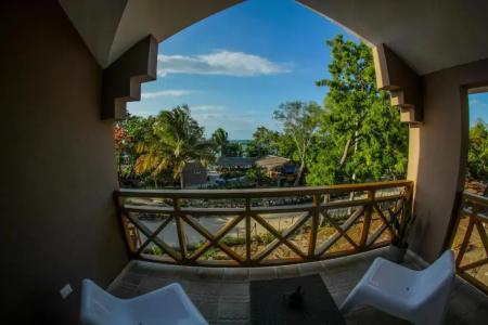 Paradise Island Beach Resort - 62