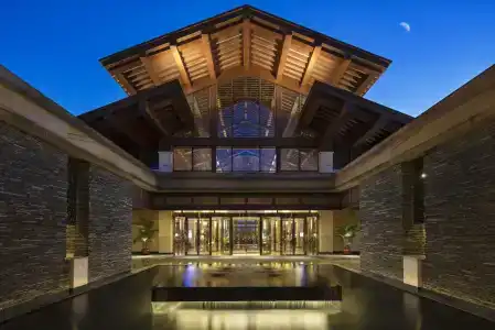 Hilton Wuhan Optics Valley - 0