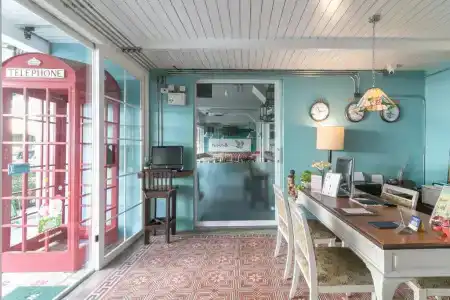Baan Phuanda Phuket - 11