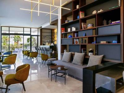 Mercure Larnaca Beach - 18