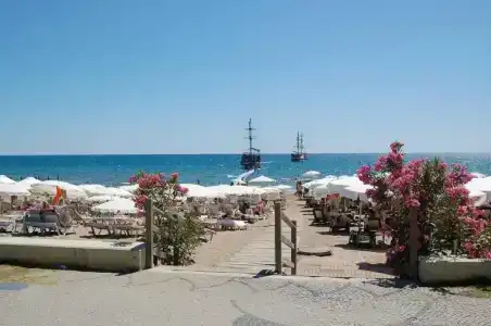 Side Linda Apart - 11
