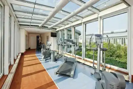 Sheraton Duesseldorf Airport - 10