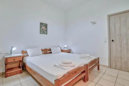 Pavlos Place - 110