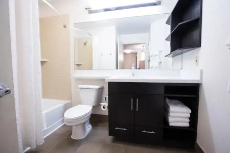 Sonesta Simply Suites Austin South - 72