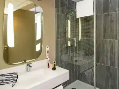 ibis Genève Centre Gare - 6