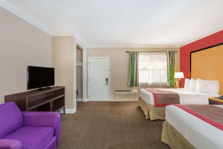 Ramada by Wyndham Miami Springs/Miami International Airport - 1
