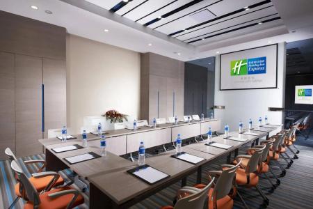 Holiday Inn Express Luoyang City Center - 13
