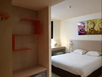 B&B hôtel Marseille Centre La Timone - 4