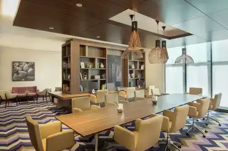 Hampton By Hilton Dubai Airport - 25