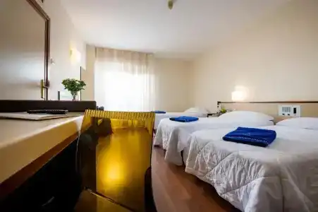 Astoria Palace - 28