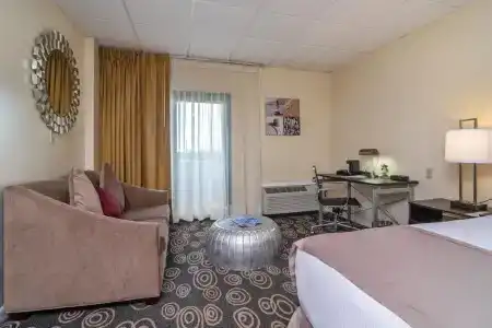 Regency Miami Airport - 10