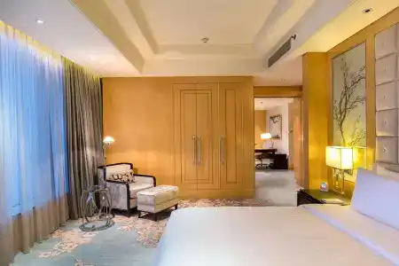 Shangri-La Nanjing - 5